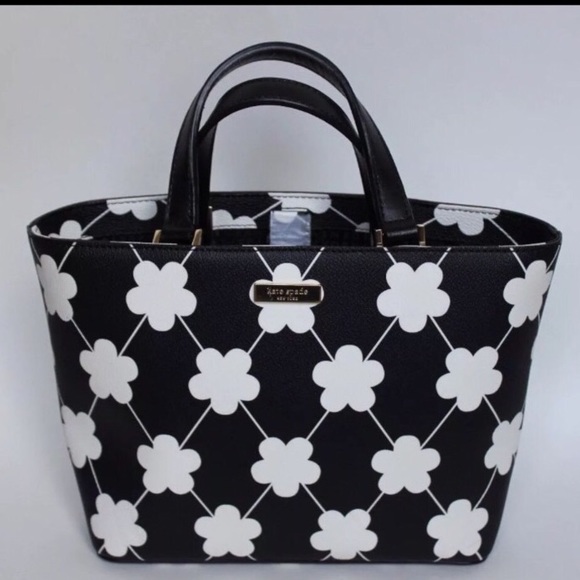 kate spade Handbags - KATE SPADE handbag New with Tag!